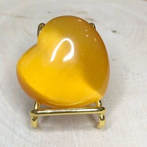 Yellow Cats Eye Heart